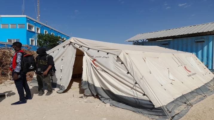 First aid tent at the harbour in Nouadhibou. 