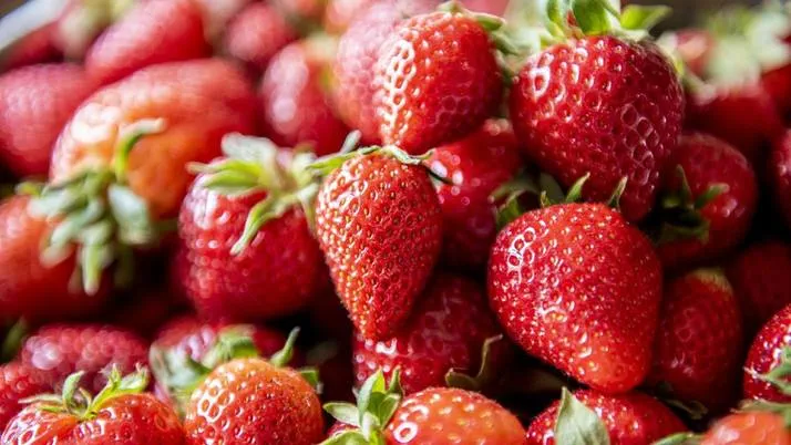 strawberries 1084x610